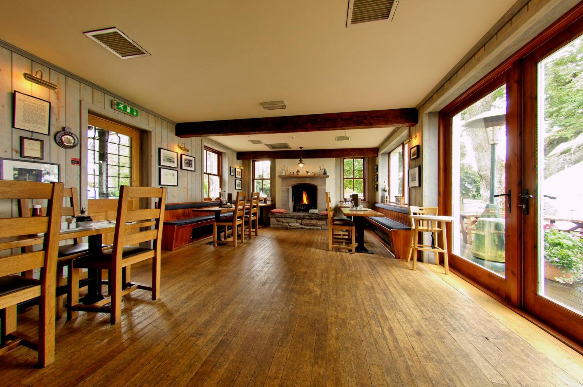 Karma Lake Of Menteith Hotel Stirling Buitenkant foto