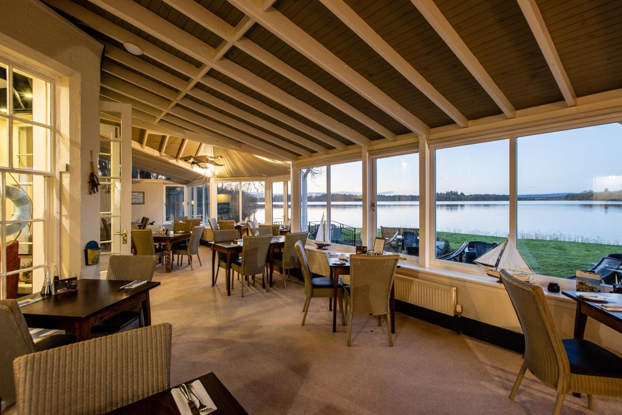 Karma Lake Of Menteith Hotel Stirling Buitenkant foto